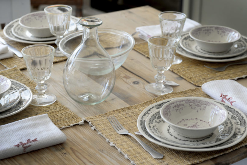 Carafe @ Trela Tinos Carafe @ Trela Tinos