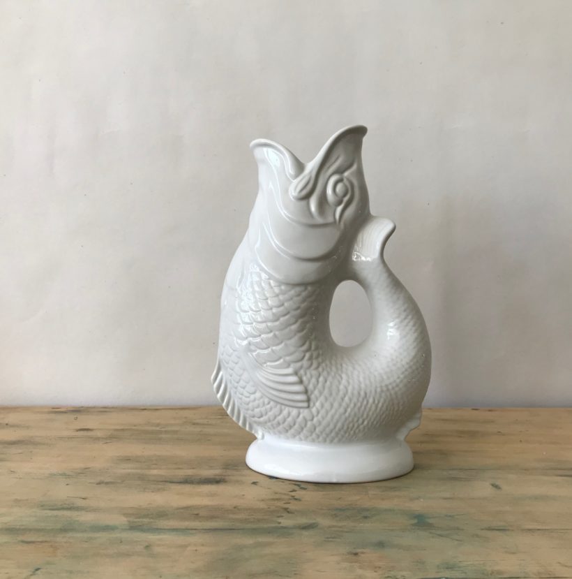 Guggle Jug - Trela Tinos