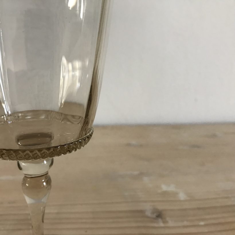 Smoked Wine Glass - Trela Tinos