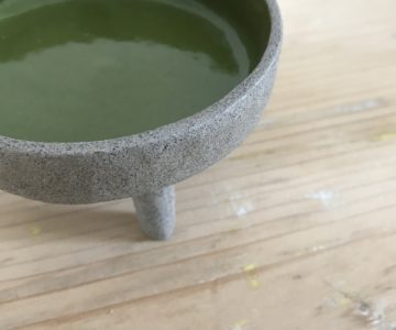 Green Tripod Serving Tableware - Trela Tinos