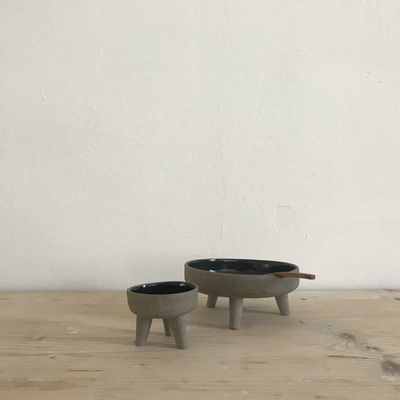 Tripod Serving Tableware - Trela Tinos