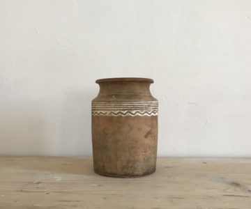 Terracotta Pot - Trela Tinos