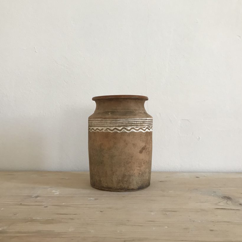Terracotta Pot - Trela Tinos