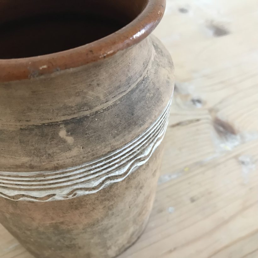 Terracotta Pot - Trela Tinos