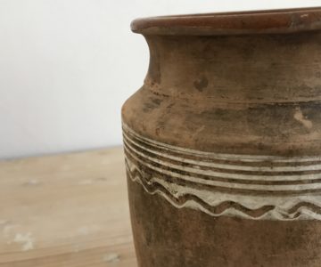 Terracotta Pot - Trela Tinos