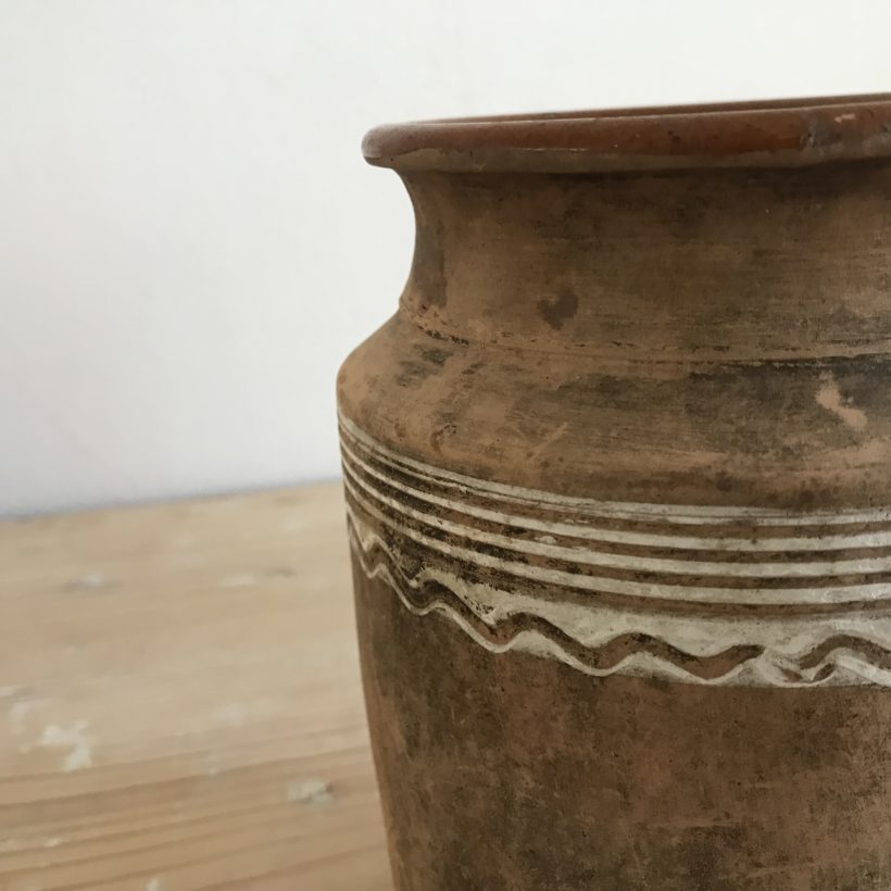 Terracotta Pot - Trela Tinos