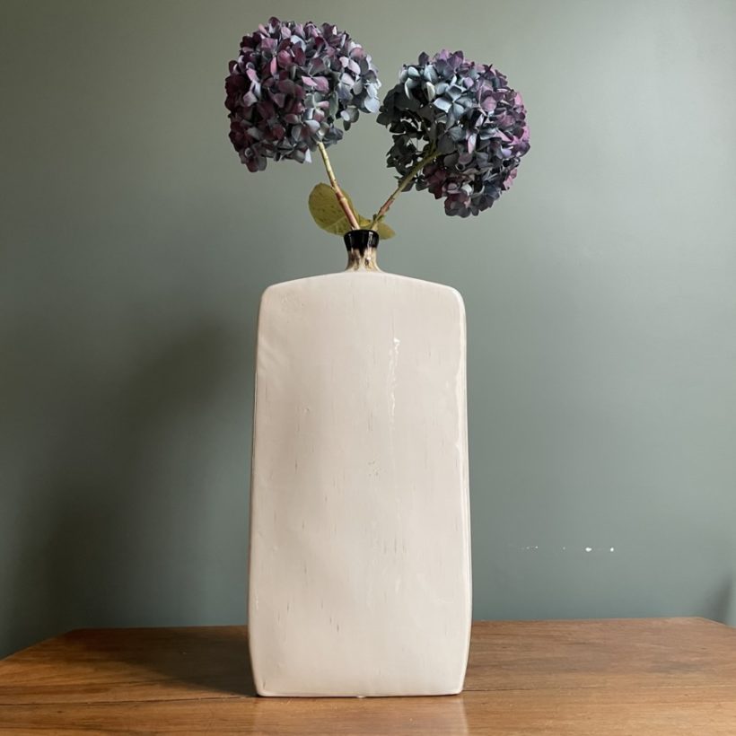 Vintage Vase - Trela Tinos